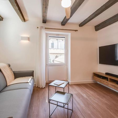 L'Escale Bleue - Appartement pour 2 à 4 personnes en plein coeur d'Annecy Exterior foto